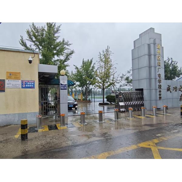 Quality Anti Crash Reliable Security Driveway Bollards Metal Parking Bollards wholesale