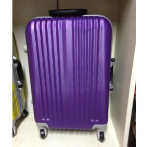 China Purple Combination Locked Aluminum Framed Suitcase Luggage Set With 4 Rolling Wheels on sale