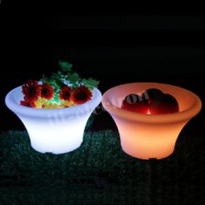 PE Plastic LED Ice Bucket 16 Colors Changing With Rechargeable lithium battery