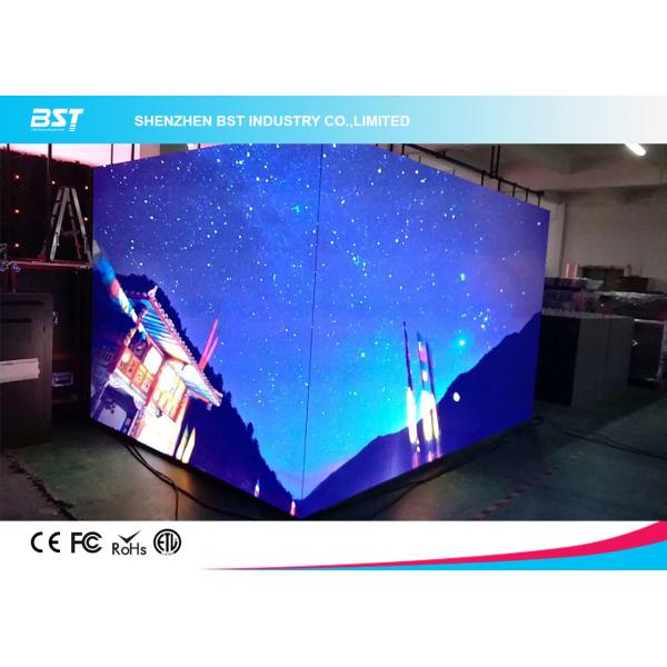 Seamless Splici Indoor LED Video Walls , Large LED Display Panels P3mm 90 Degree