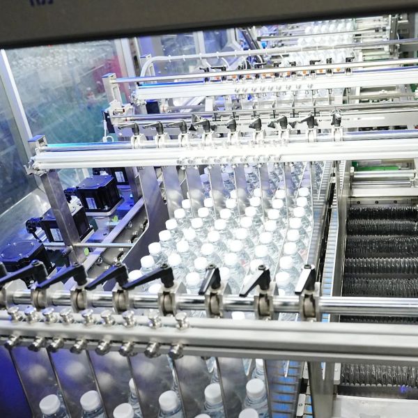 Quality 22 Packs Per Minute Automatic Shrink Packer with Stainless Steel Heating and Electronic Speed Control for Bottled Water Line wholesale