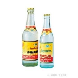 Competitive Wine Bottle Automatic Self-Adhesive Vertical Round Bottle Filling