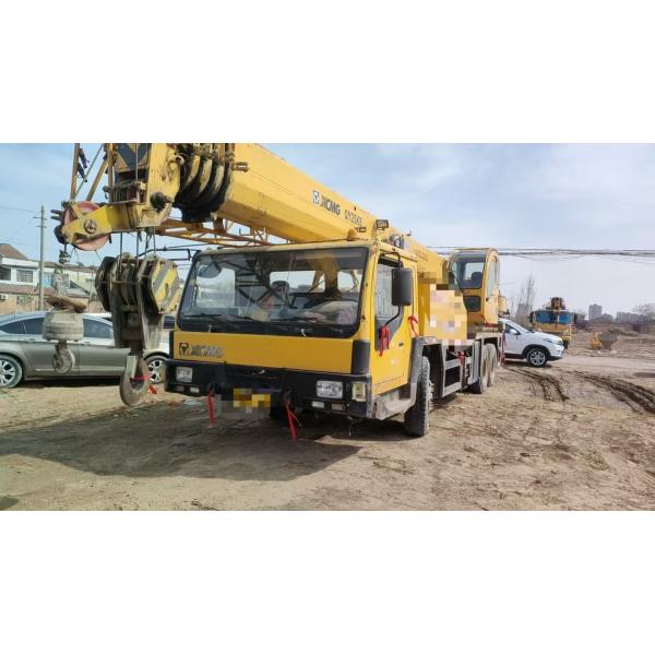 Quality 2009 XCMG 25T Truck Crane High Operating Efficiency with 38.5m Max Working Height wholesale