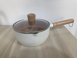 Kitchen Multi Coloured Small Cooking Pots With Wooden Handle