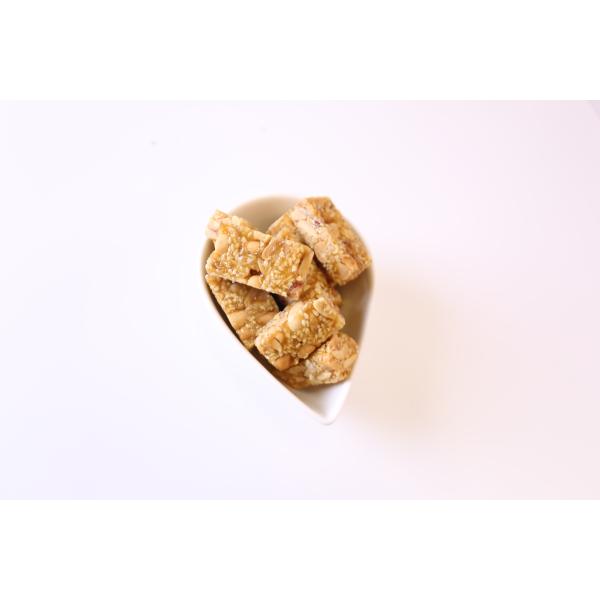 Crispy Roasted Nuts Nut Cluster Snacks Sugar Sweet Candy Snacks With Halal