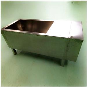 Float Ball Automatic Water Inlet Control Cow Water Tank Made of Stainless Steel