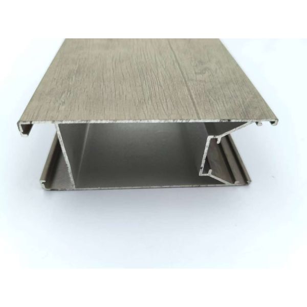 The manufacturer offers high-quality aluminum alloy profiles with a wood-grained