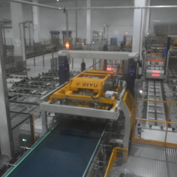 Quality Automatic Juice Drinking Water Packing Machine Loading And Unloading Cage System wholesale