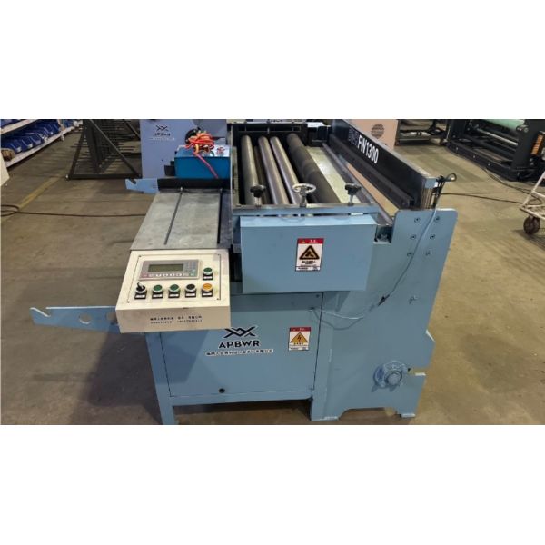 Quality Energy Saving Auto Wire Mesh Weaving Machine Stable Running 1300B wholesale