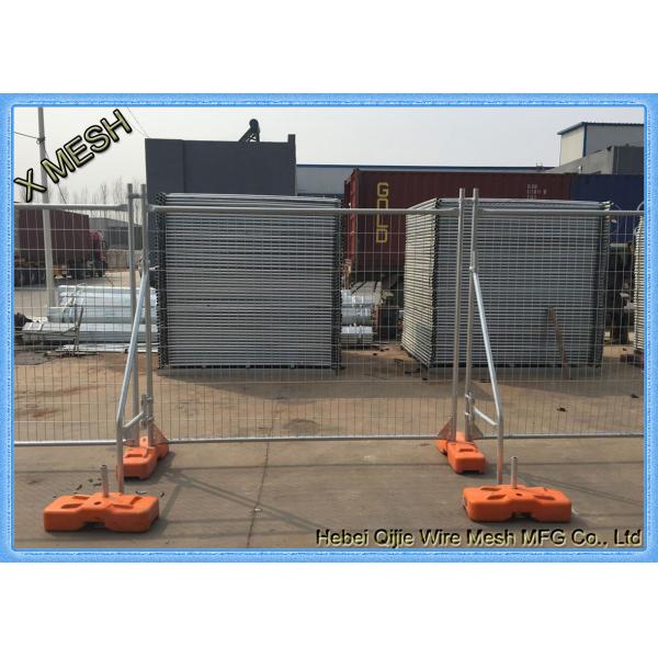 Quality Hot Dipped Galvanized 2.1m X 2.4m Temporary Mesh Fencing With Concrete Filled Plastic Feet wholesale