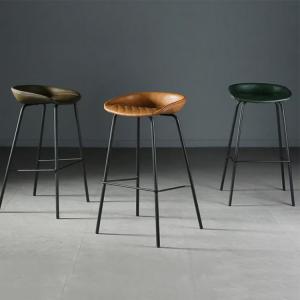 Wooden Brown Bar Table Leather 840HMM Counter Bar Chair With PVC Edging