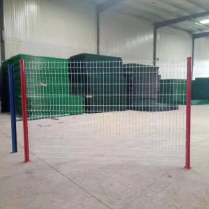 Curvy 3D Triangle Galvanized Welded Wire Mesh Fence PVC Coated