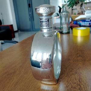 Custom Electroplating Electroplated Gold Empty Glass Bottle With Cork Cap for