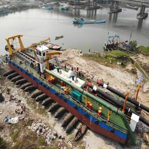 Cheap 18m Dredging Depth Cutter Suction Dredger for Port Construction and Reservoir Dredging for sale