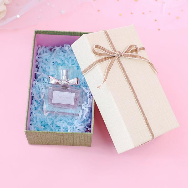 RIgid Gift Boxes Packaging For LipstickPerfumes Keychains Birthday Valentine's