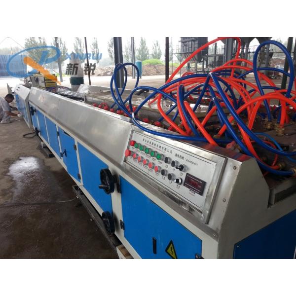CE 380V Waterproof WPC Decking Plastic Profile Machine