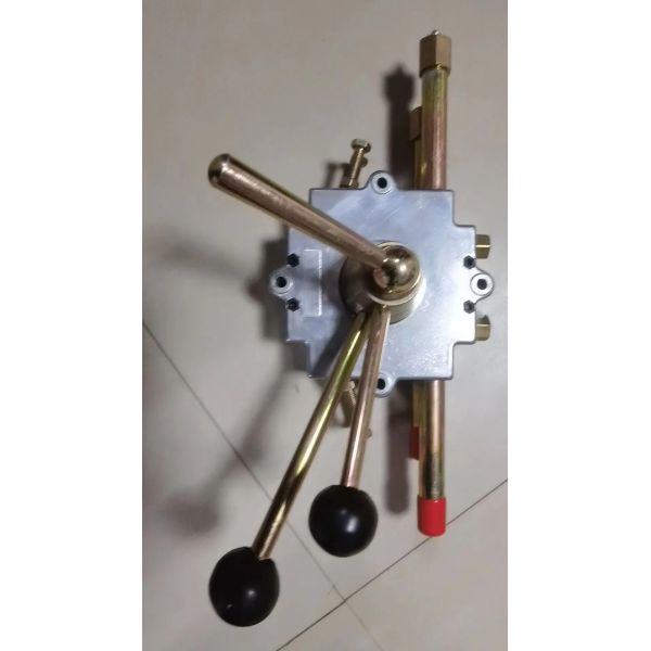 Dual Control Levers Hydraulic System Throttle Control Lever for Precise Speed