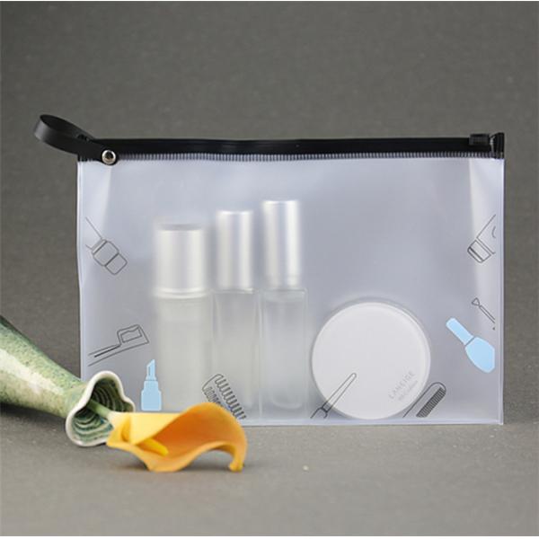 Quality PVC Transparent Makeup Pouch Water Resistant With Stable Performance wholesale