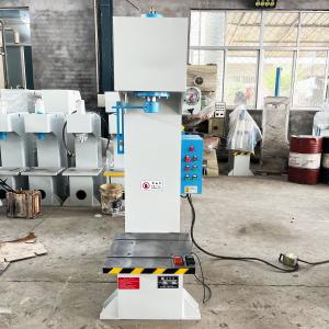 Home Applications Y41-30T CNC Precision Small Vertical Hydraulic Press with 4kW