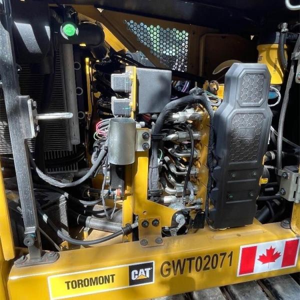 Cat 310E Excavator Japan Original 2800 Working Hours 9560 KG Operating Weight Used Small