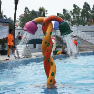 Water Spray Park Equipment with water pumping machine in fun waterparks