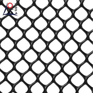 Cheap HDPE Rigid Plastic Mesh Net Pe Extruded Plain Mesh Breeding Net for sale