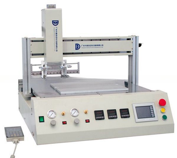 Line Moving Track Glue Dispenser with High Speed and Precision Repetition of /-0