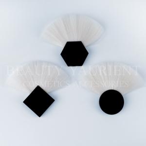 China Durable White  PBT Hair Compact Blusher Brush Cheek  Makeup Brush on sale