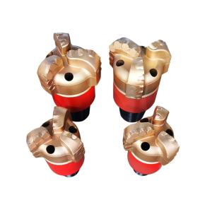 3 Blade Iadc S132 Pdc Bit 4-1/2" With 2-3/8" Api For Sandstone And Shale