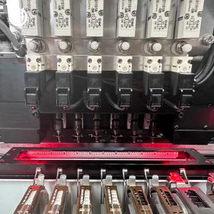 CHM-751 PCB Assembly Machine LED Light Making Pick And Place Machine With Vision