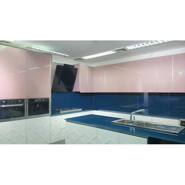 Anti scratch 19mm high gloss acrylic laminated MDF panel made in China