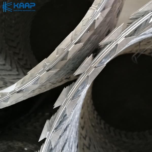 Galvanized Steel Protection Safety Fence Single Razor Barbed Wire