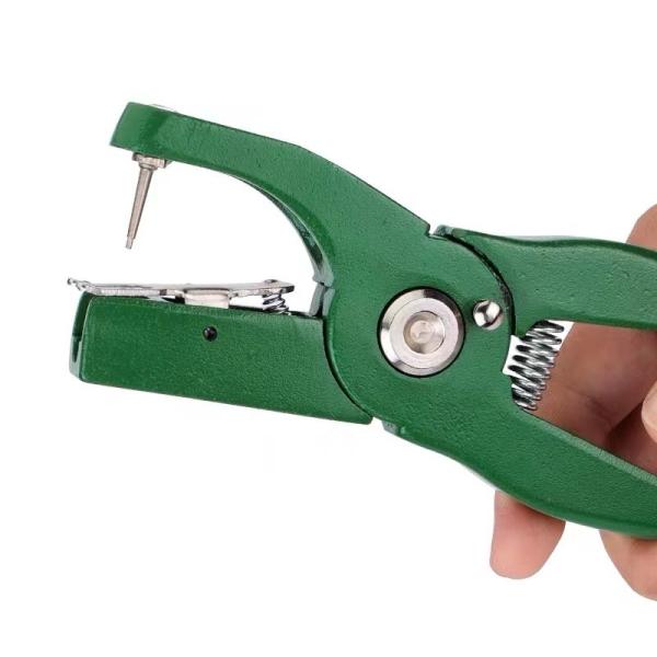 Quality Pig Goat Cattle Livestock ID Tags Vertical Marking Ear Tag Plier wholesale