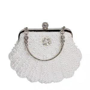 White Shell Shape Pearl Hand Bags Hand Woven For Women 22cm length 18cm height