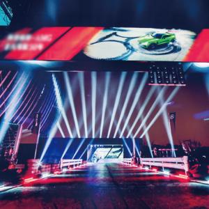 China Dj LED stage light pixel 5x40W rgbw 4in1 dmx512 light bar beam lights washer moving head bar for disco on sale