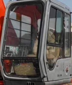 4457160 HITACHI Excavator Cab Window Tempered Glass Front Up Position A With