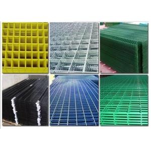 Custom 3D Welded Wire Mesh Panels For Sport Field Garden High Strength