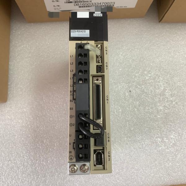 Yaskawa SGDV-R90A01B AC SERVO AMPLIFIER 200-230V 50/60HZ 0.5/0.91A NEW