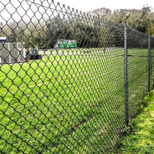 2.4m 3m Height 10m 20m Roll Chain Link Fence With Post Powder Coated