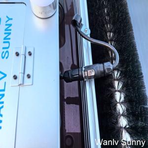 DC Motor Controls Travel and Brush Rotation Advanced Solar Panel Cleaning Robot