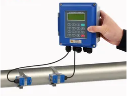 Versatile Ultrasonic Flow Meter Environmentally Friendly DN50 With Clamp On