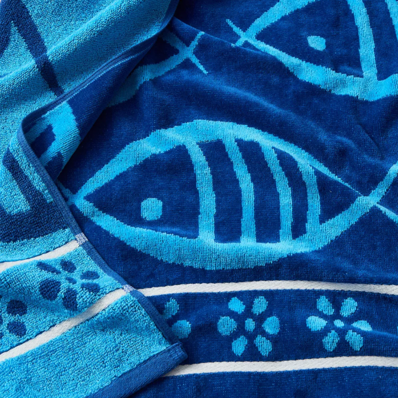 Travel-Friendly Two Person Beach Towel - Compact 30x60 Inch Shared Towel with