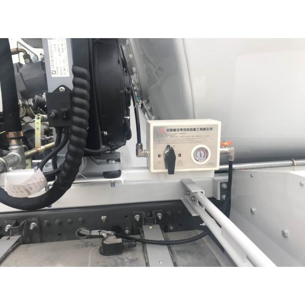 8L Concrete Construction Equipment / 9m3 Concrete Mixer Truck With Pump Self - Loading