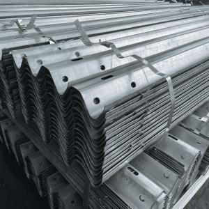 Anti-corrosion S235JR S355JR Steel Highway GS4 Guardrail with ISO9001 2008