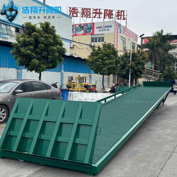 Quality 20T-12M Customized Green Loading And Unloading Goods Hydraulic Dock Ramp Product Details wholesale