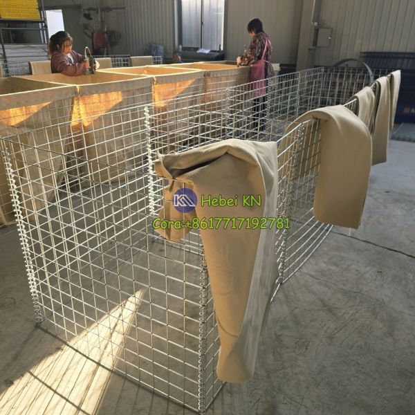 2.21x1.52x30.5m Heavy Zinc Coated Welded HESCO Defensive Barrier Bastion Lined