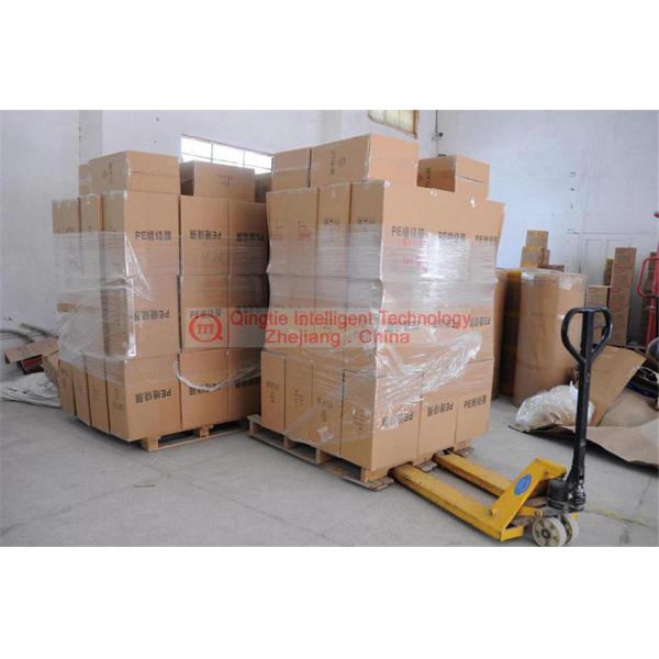 Anti - piercing Wrapping Stretch Film , High tensile strength pE stretch wrap film