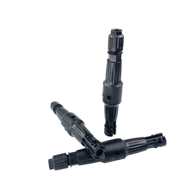 IP67 Rated Solar Panel Fuse Connector Made of Copper/PPO for Optimal Solar Power