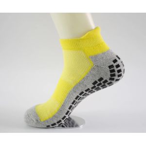 Custom Anti Foul Gravity Trampoline Socks , Anti Bacterium Jump Zone Socks