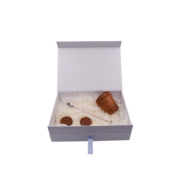 Foldable Recycled Spot UV Printed Rigid Box For Clothing